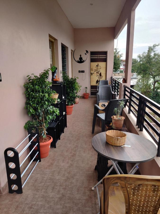 Lee Homestay Хампі Екстер'єр фото
